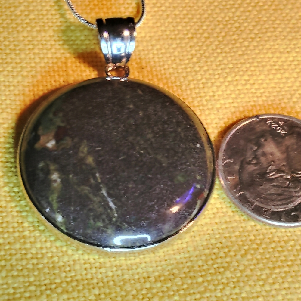 DRAGON'S BLOOD PROTECTIVE GEMSTONE PENDANT, STERLING 20 CH. 👇MEANING BELOW 👇